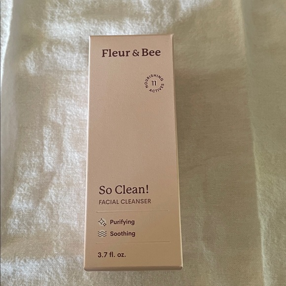Sephora Other - Fleur & Bee So Clean Facial Cleanser